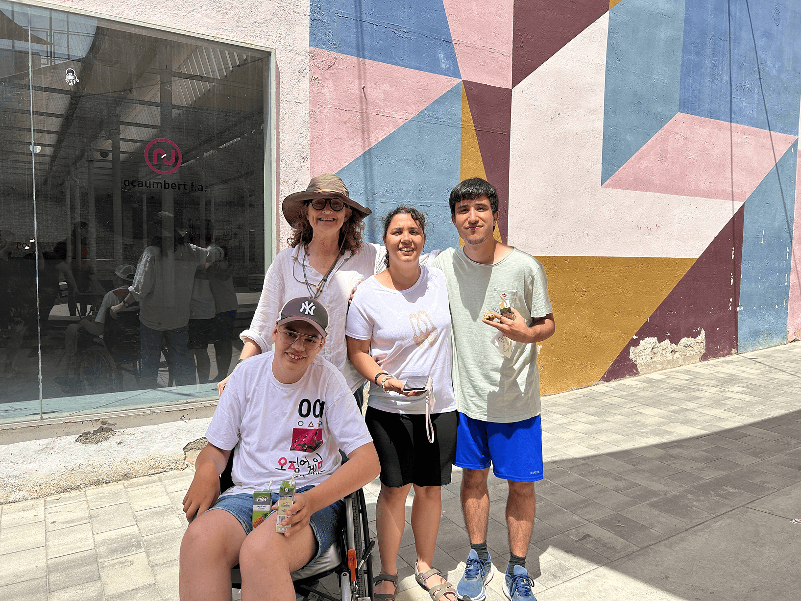 kelly and three catalan participants