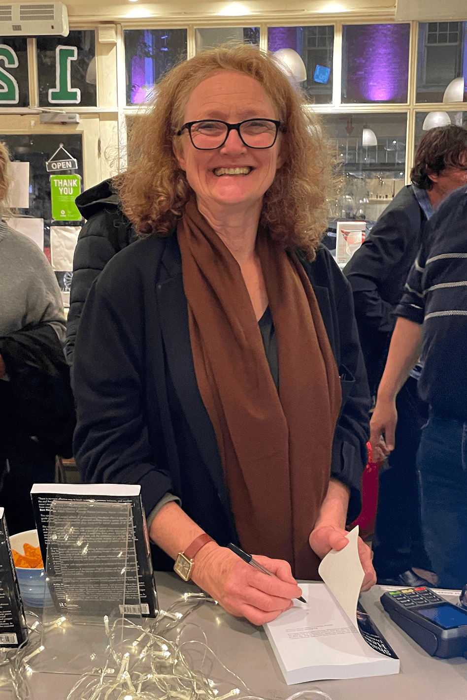 Kelly Signing her new book